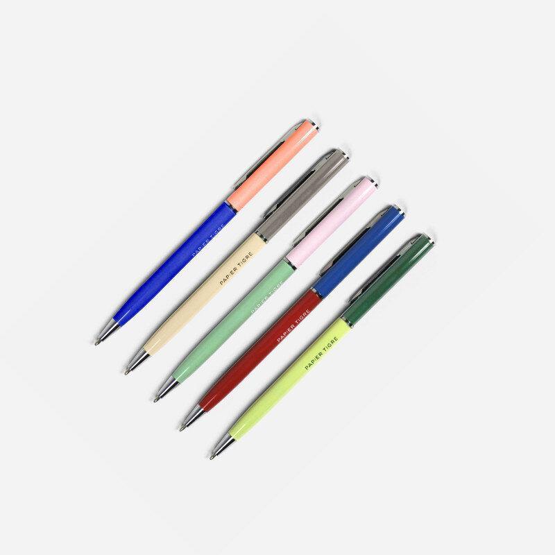 Metal Ballpoint Pen 0.7 - tactile sensibility